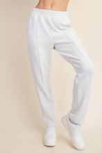 Load image into Gallery viewer, Rae Mode Scuba Pintuck Pant / Light Heather Grey