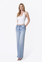 Load image into Gallery viewer, Vervet High Rise Hotfix Embellished Jeans