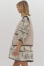 Load image into Gallery viewer, Whipstitch Quilted Vest
