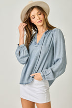 Load image into Gallery viewer, Chambray Tencel Top
