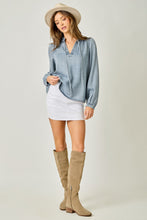 Load image into Gallery viewer, Chambray Tencel Top
