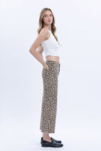 Load image into Gallery viewer, Vervet Leopard Print Wide Leg Jeans
