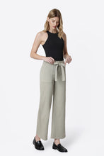 Load image into Gallery viewer, Vervet Super High Rise Wide Leg With Patch Pocket &amp; Tie
