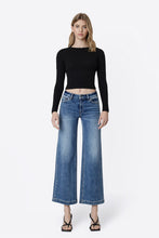 Load image into Gallery viewer, Vervet Mid Rise Ankle Wide Leg / Cherish
