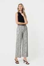 Load image into Gallery viewer, Vervet High Rise Leopard Print Baggy Wide Leg
