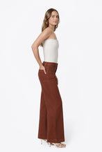 Load image into Gallery viewer, Lovervet High Rise Patch Pocket Denim / Chocolate Fondant
