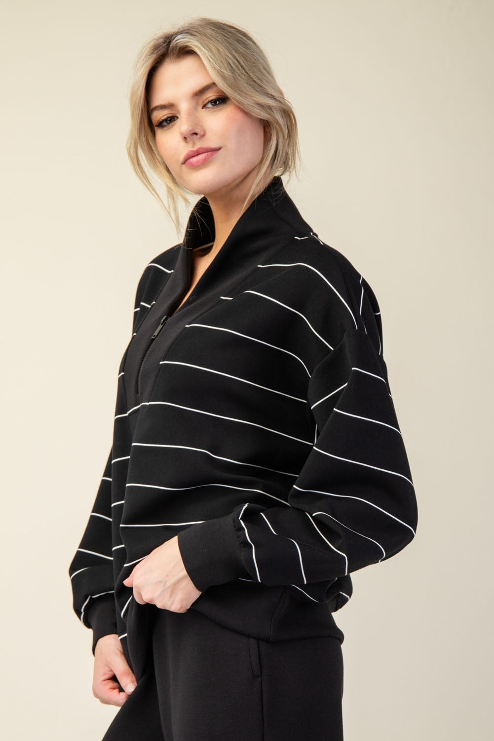 Rae Mode Scuba Stripe V-neck Zip Up / Black